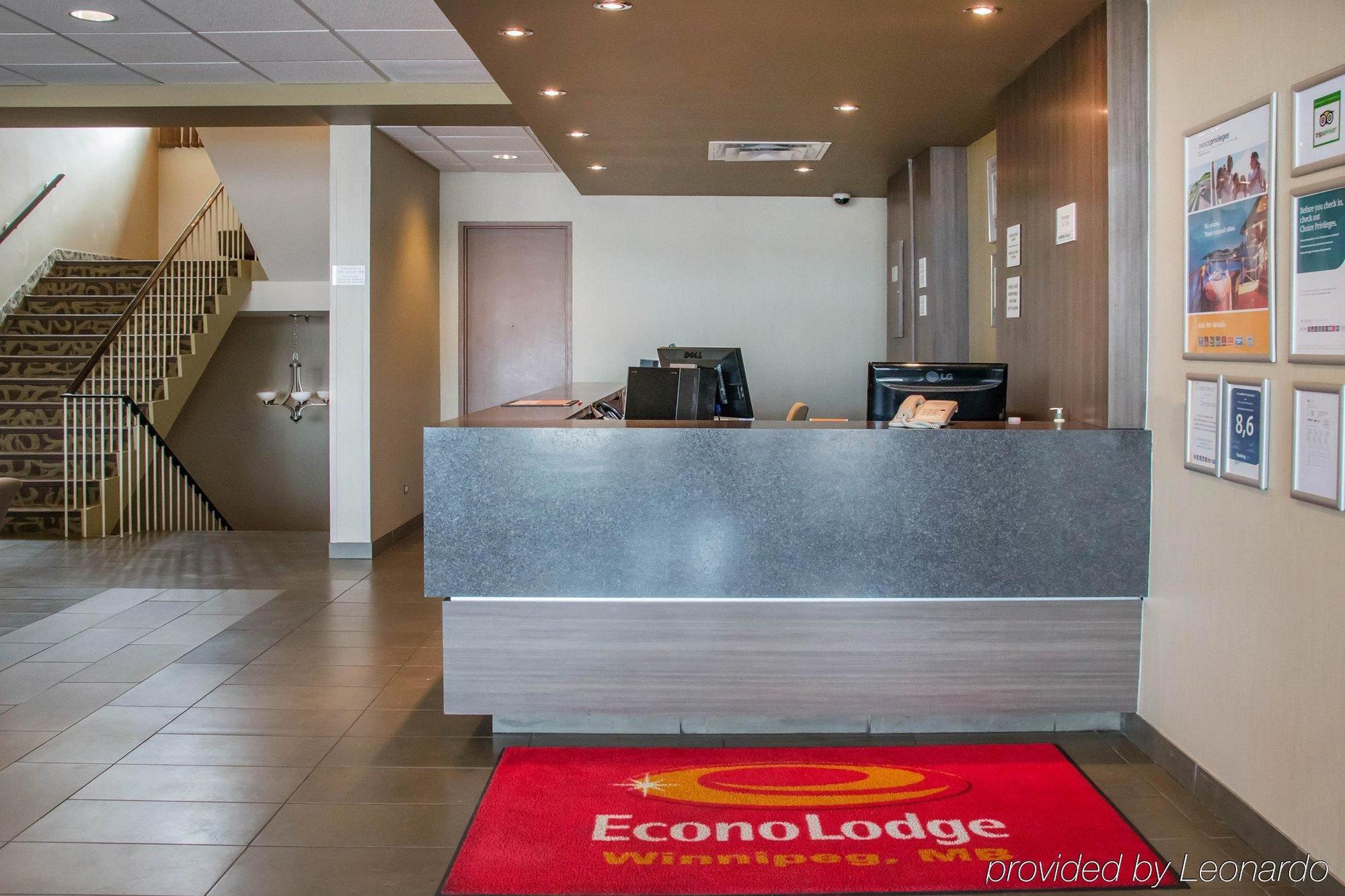 New Lodge Winnipeg Exterior photo